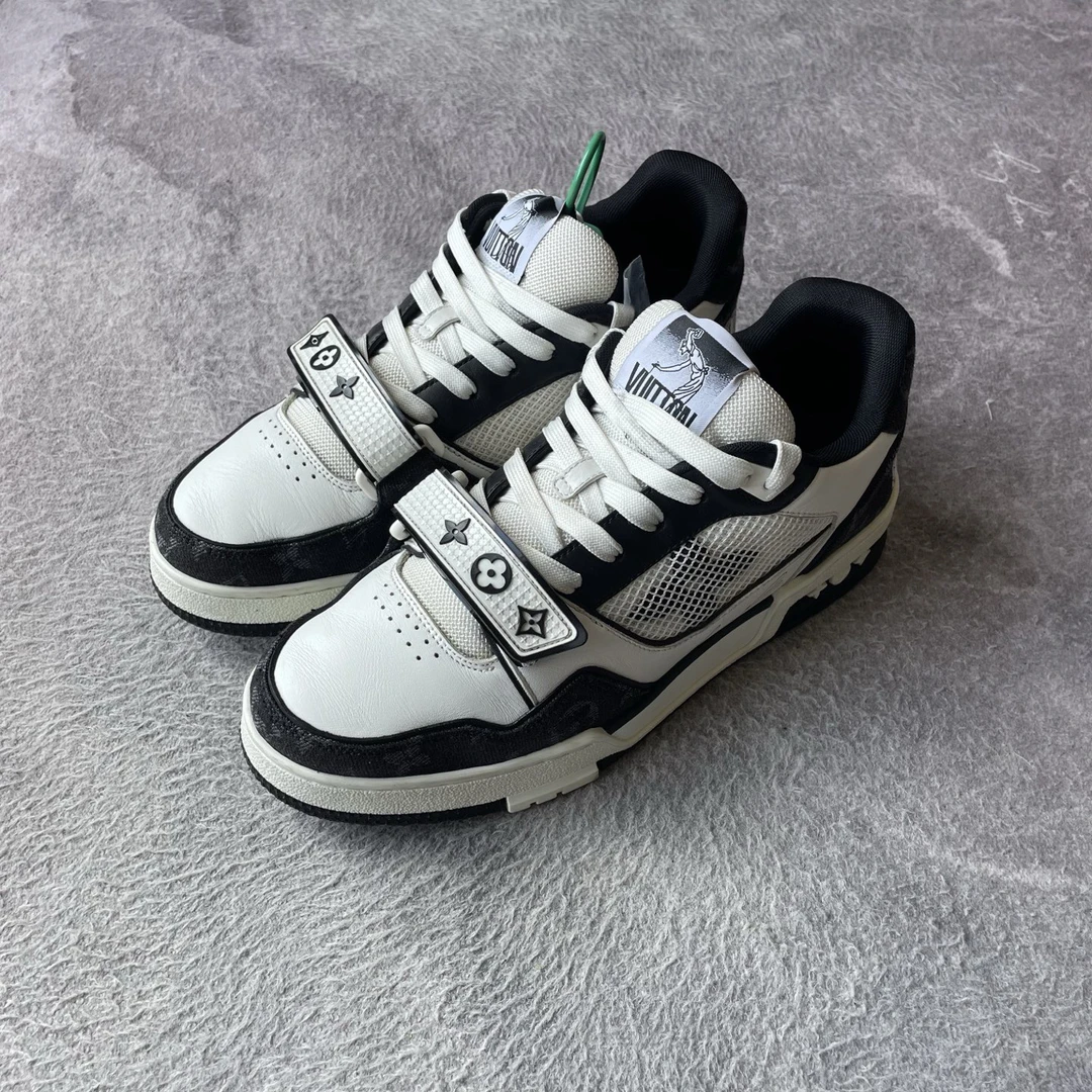 99新 LouisVuitton/路易威登 trainer黑白魔术贴鞋/40.5码/无配件