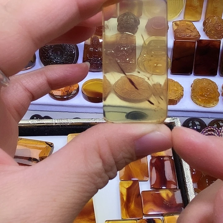 琥珀未镶嵌吊坠(不含链)天然缅甸琥珀金珀无事牌