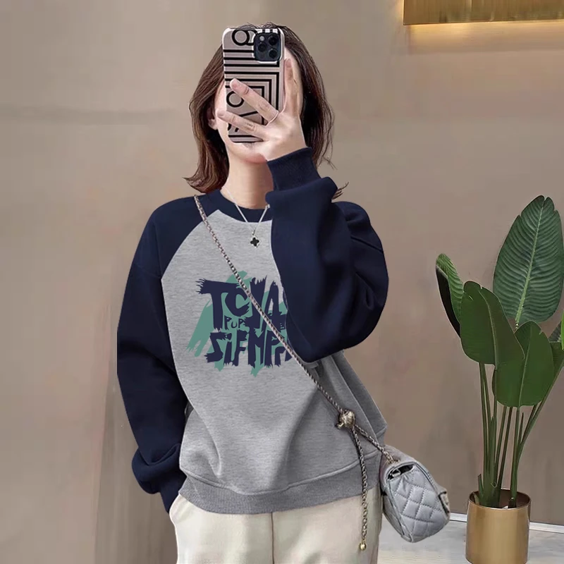 2025新款爆款撞色插肩圆领卫衣女秋冬加绒加厚宽松小个子上衣春秋