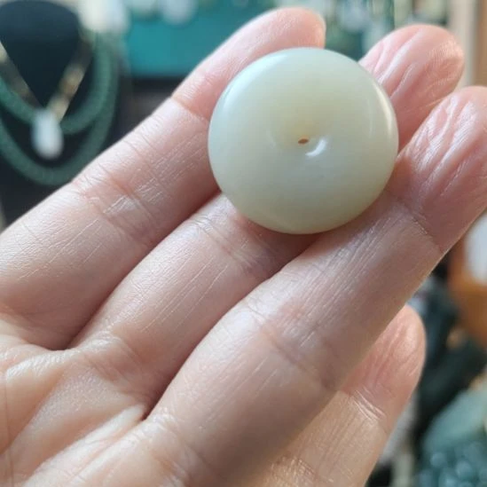 和田玉（青白玉）未镶嵌挂件