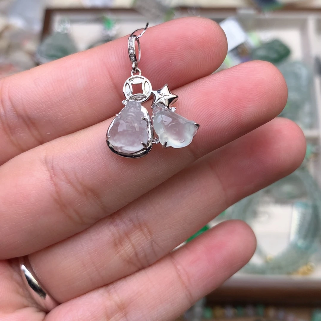 【闪购商品】18K金镶嵌挂件翡翠一