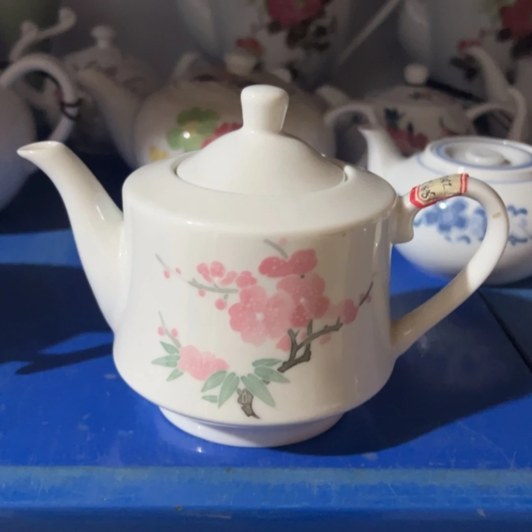 醴陵高温瓷器群力手绘，无款500毫升