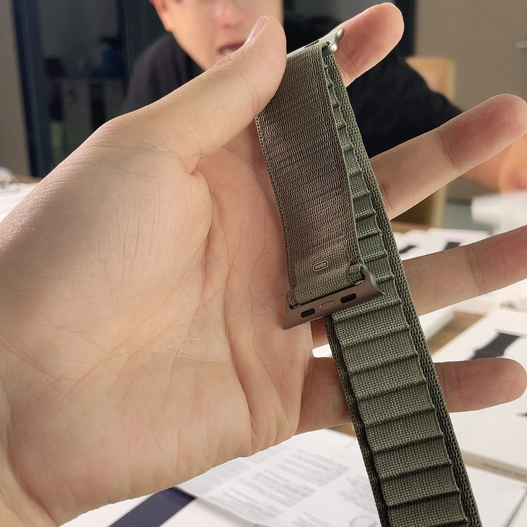 9新橄榄色高山回环表带