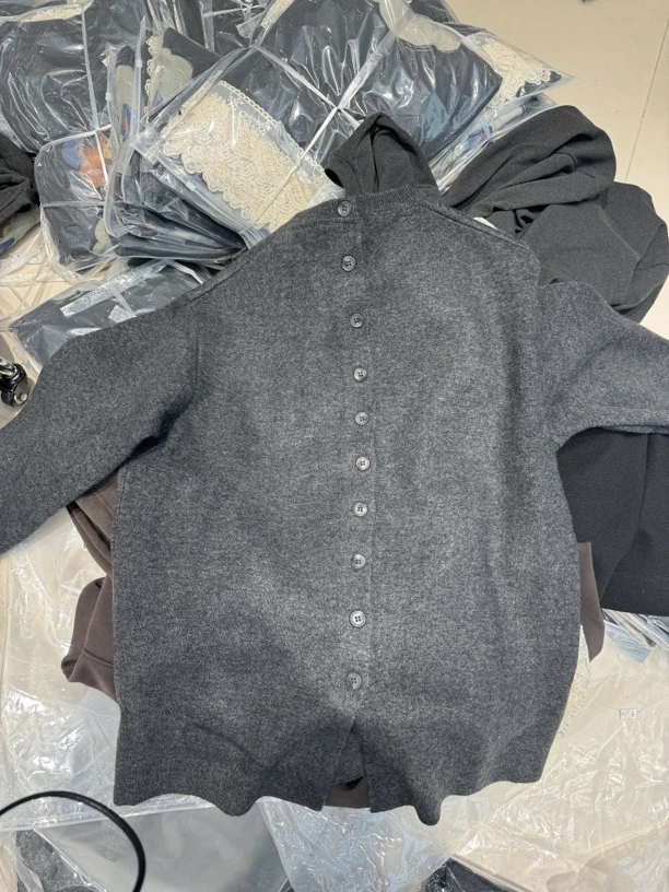 新款简约百搭长袖毛衣