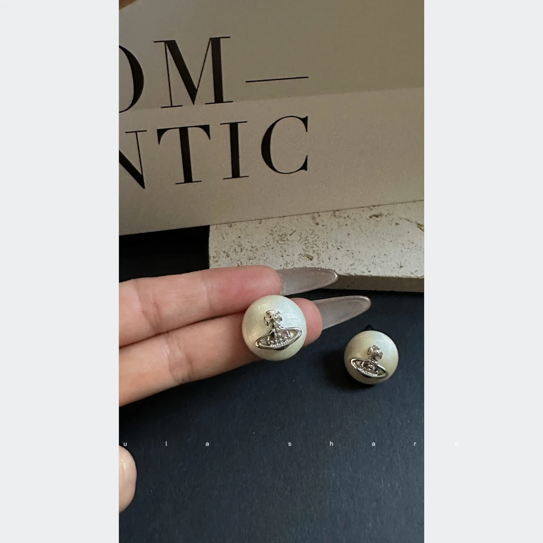 铜合金锆石耳饰 「西西里」土星珍珠耳钉女简约时尚小众设计感耳环