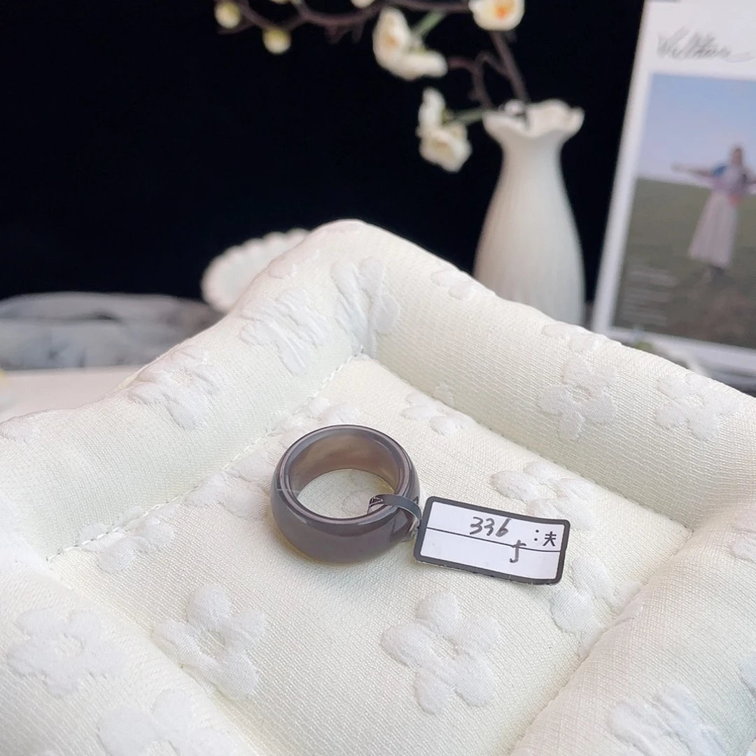 和田玉未镶嵌戒指v54帝王紫轮胎直径18不退换