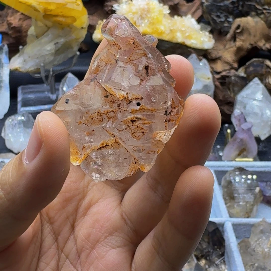 用***8石材马岛骸骨水晶