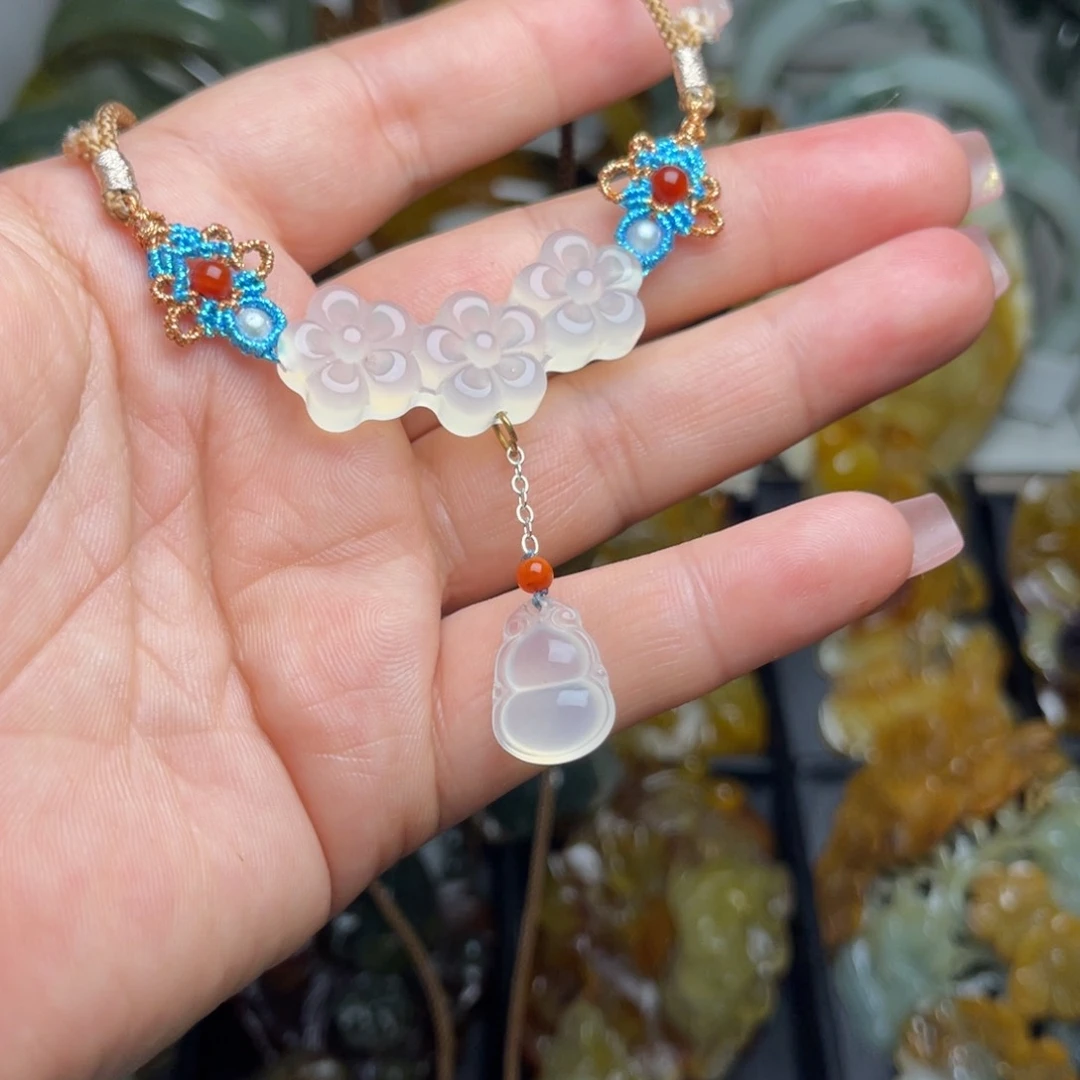 蛇纹石玉未镶嵌挂件