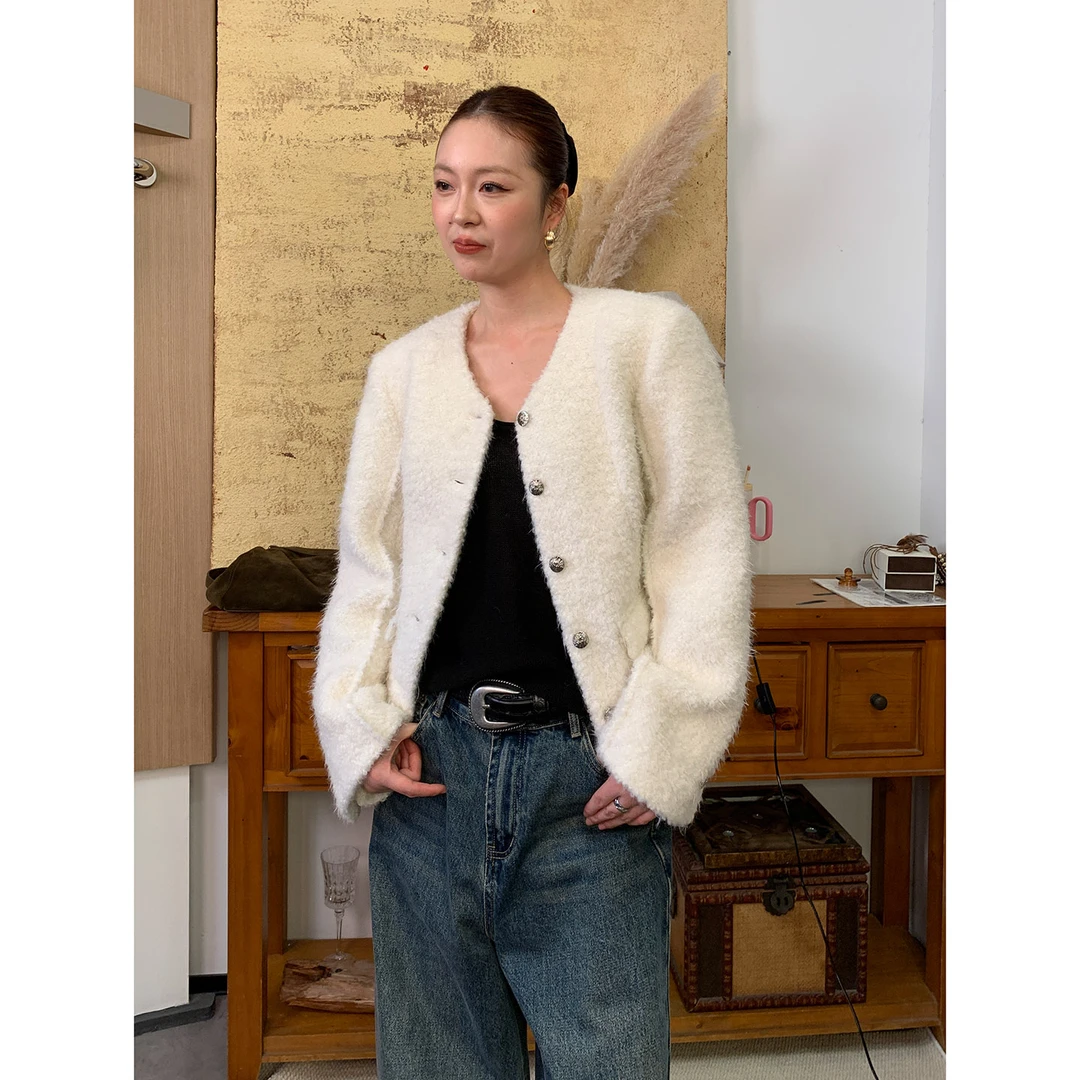 洛边 雪绒花 轻奢时尚原创设计短款宽松外套小香风秋冬毛呢上衣女