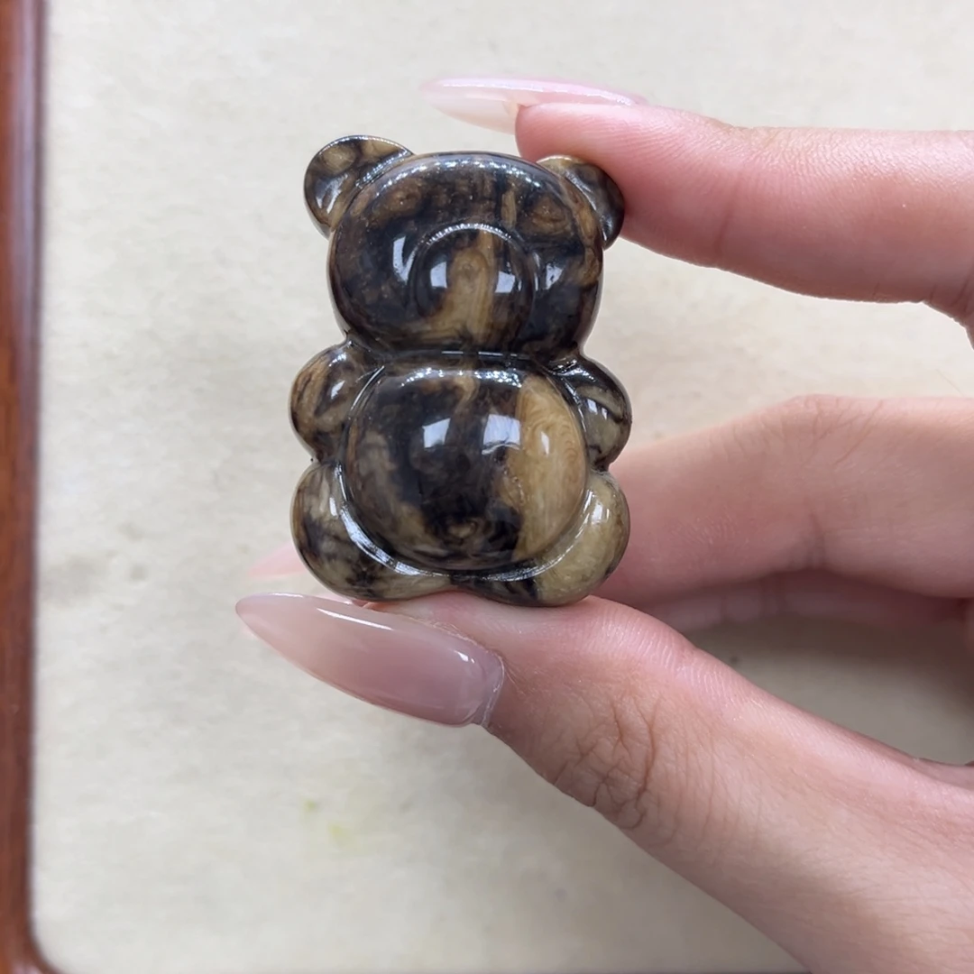 琥珀未镶嵌裸石天然琥珀根珀妖花纹抱抱熊