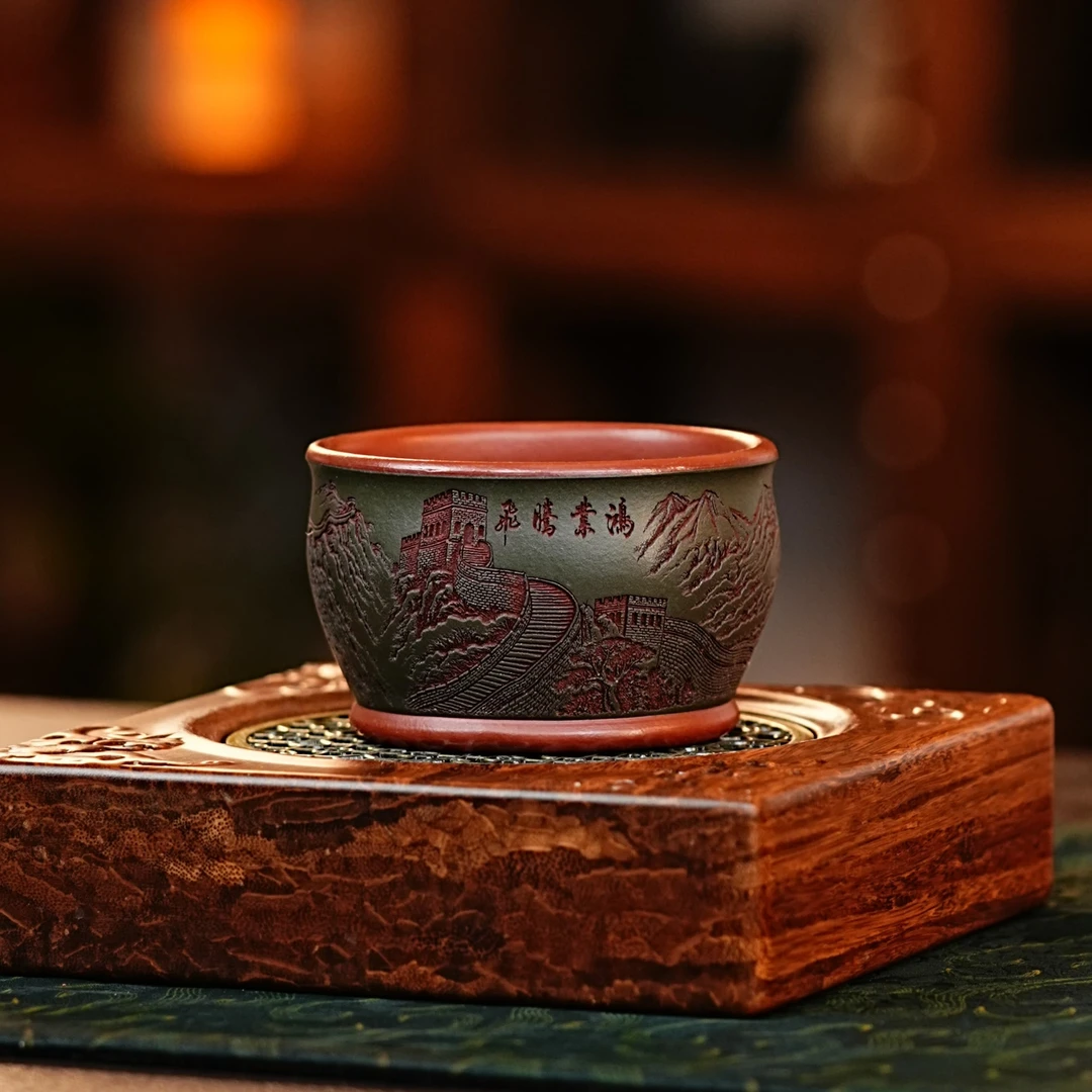 宜兴原矿紫砂刻绘长城朱泥粉浆绿泥沁园春雪战鼓杯纯手工高端茶具