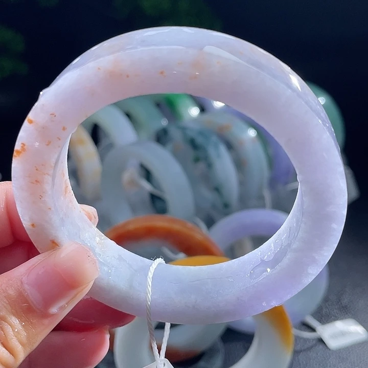 定制翡翠未镶嵌翡翠手镯