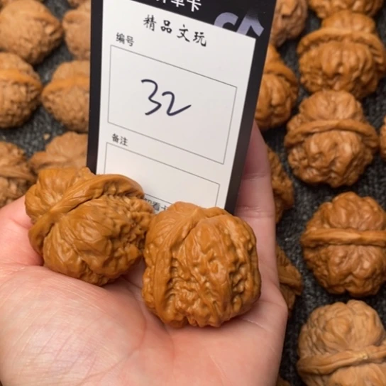 桃核吊坠一*，我是第一百个