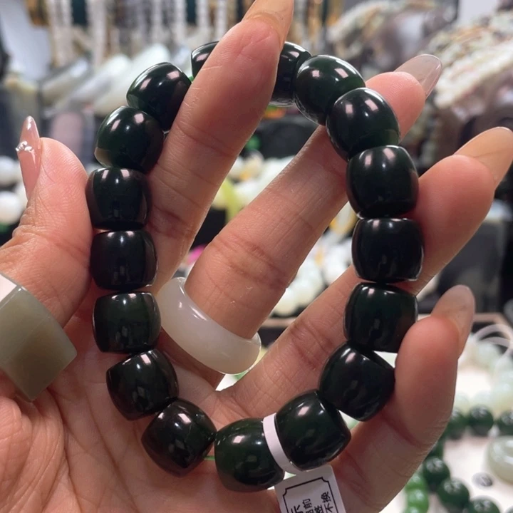手链未镶嵌和田玉俄罗斯红皮碧玉卡13直切手串