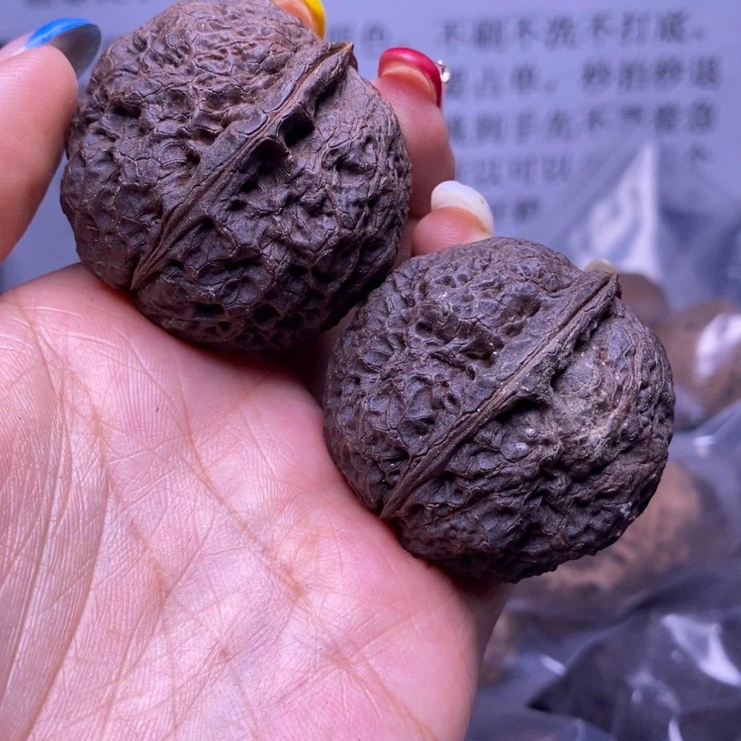 把件文玩核桃云南野生铁核桃4号42mm