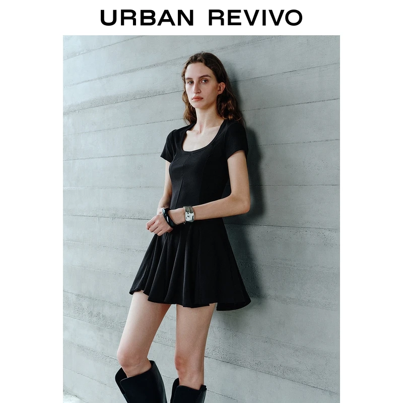 【HOT】UR2025秋季新款女装简约纯色褶皱修身连衣裙UWH750103