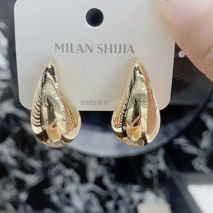铜合金耳饰 欧美ins风小众设计款大水滴耳钉