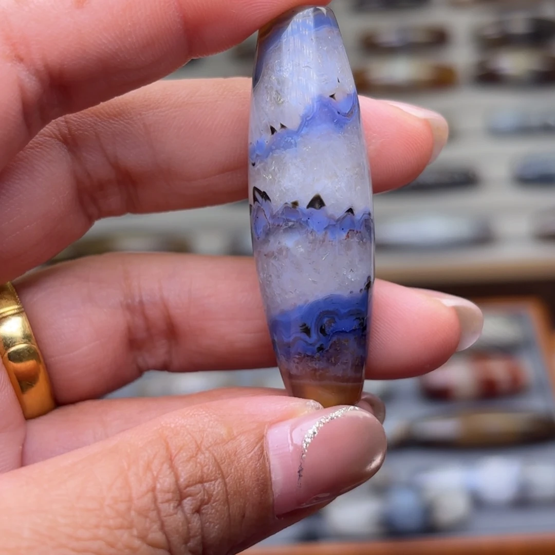 红***波玛瑙/玉髓未镶嵌颈饰