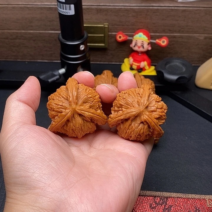 *****把件文玩核桃白奔