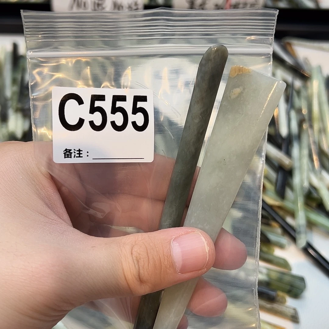 9***王未镶嵌蛇纹石玉发饰