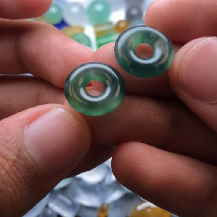 未镶嵌定制翡翠挂件