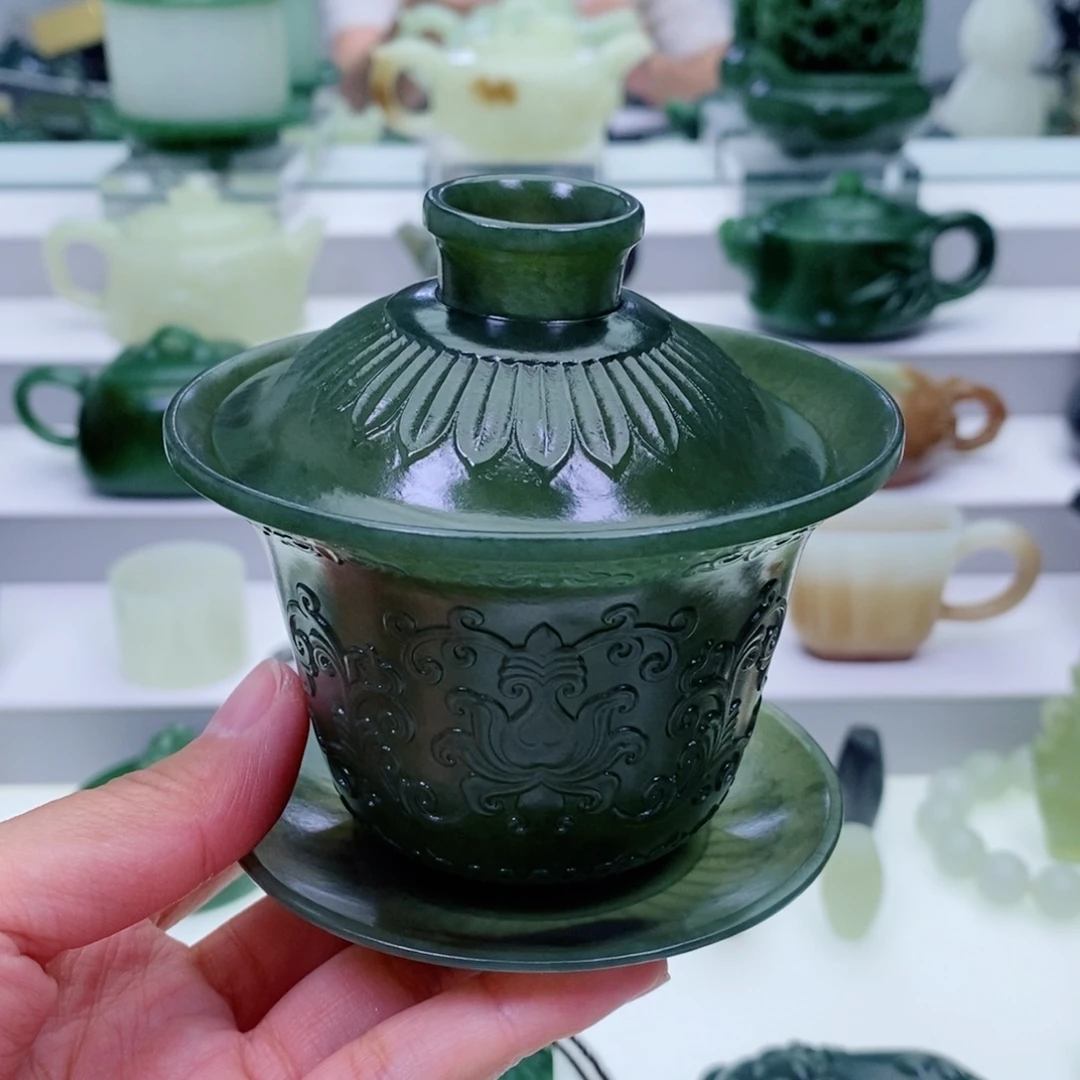 和田玉未镶嵌摆件盖碗