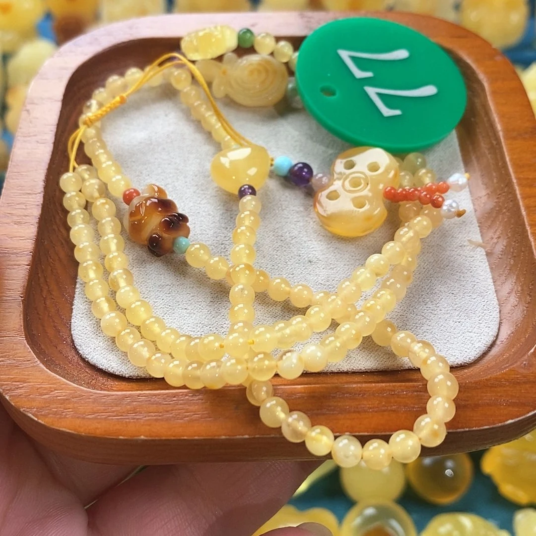 未镶嵌颈饰蜜蜡链子