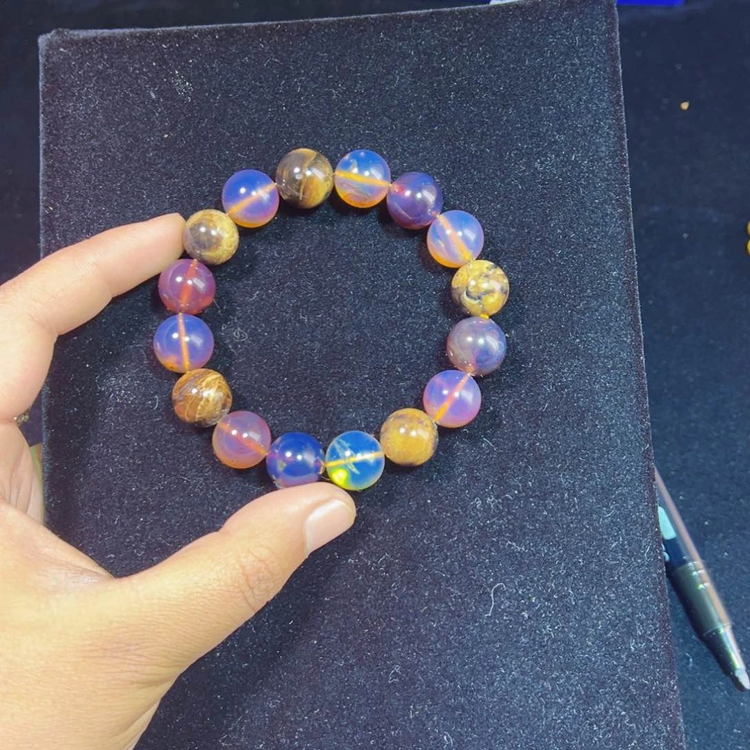 琥珀裸石未镶嵌琥珀