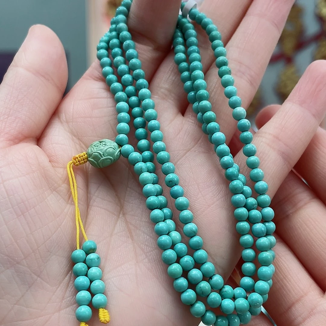 绿松石颈饰未镶嵌