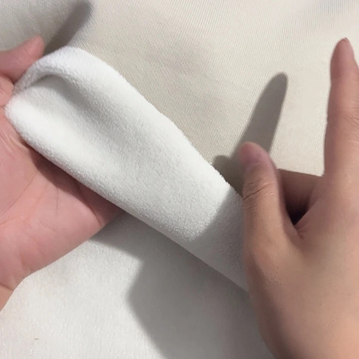 加厚米杏色奥粒绒1.8×2米长带螺纹