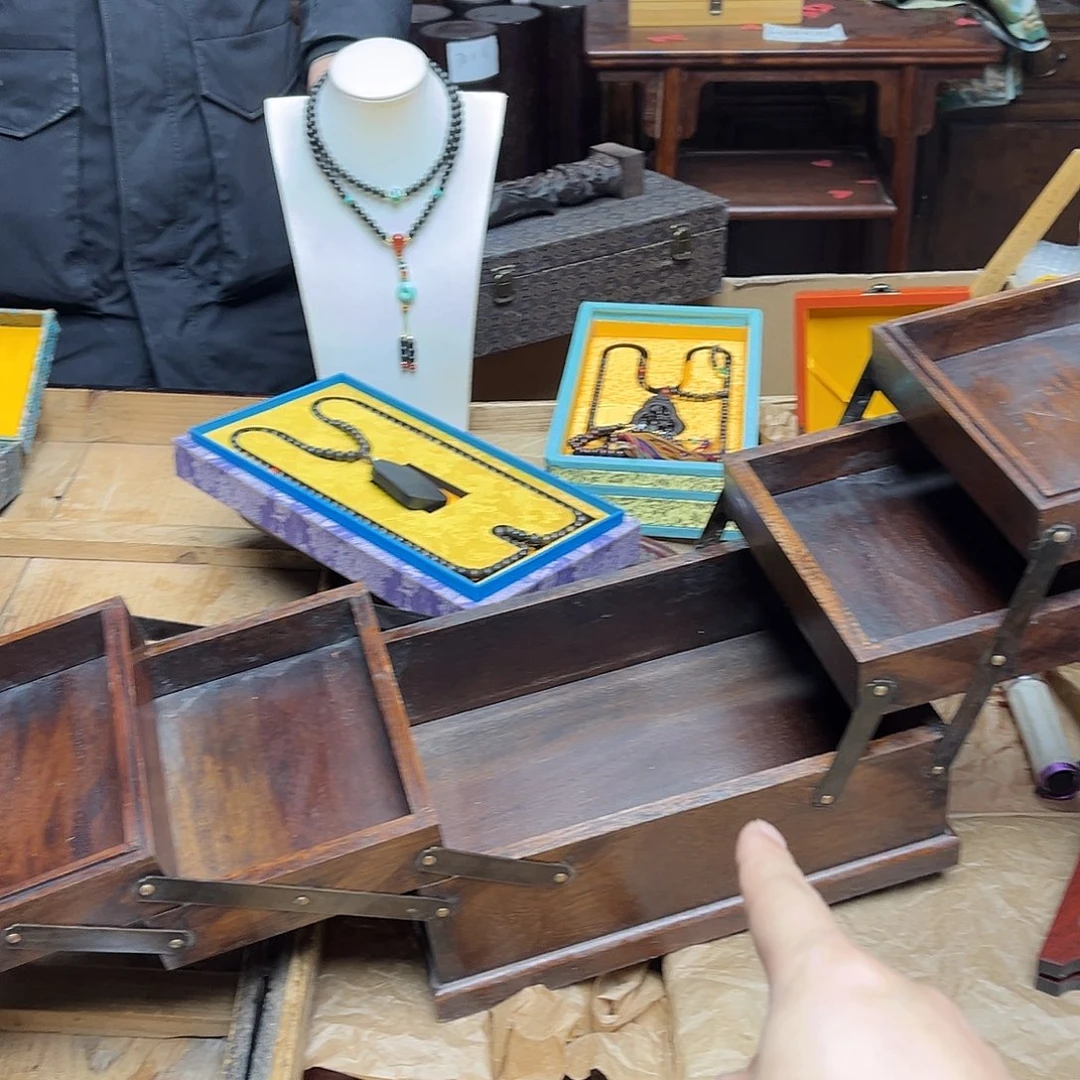 大叶紫檀（黑酸枝木类）