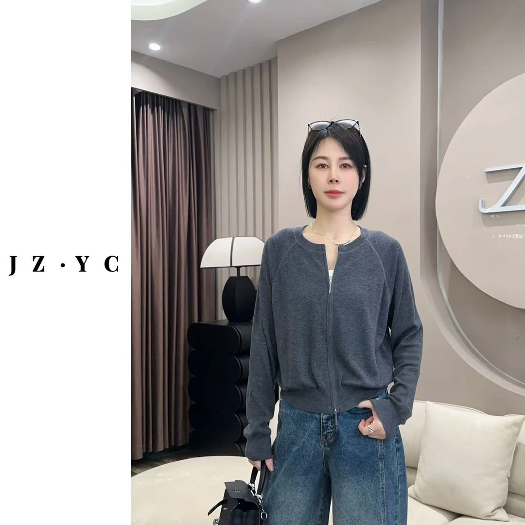 【 洁子推荐 】2025春季新款251159纯色圆领休闲开衫JZYC