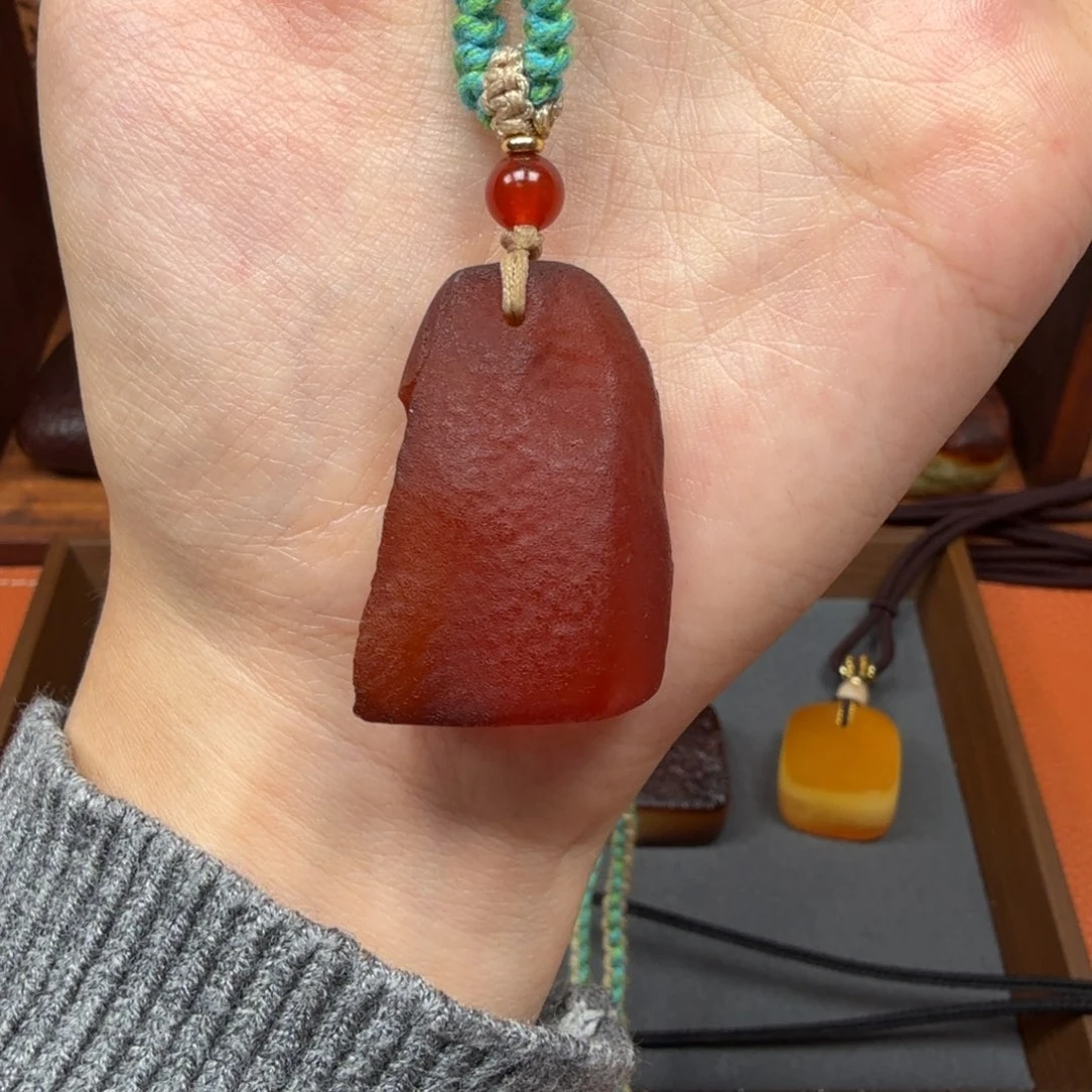 蜜蜡未镶嵌吊坠(赠链)