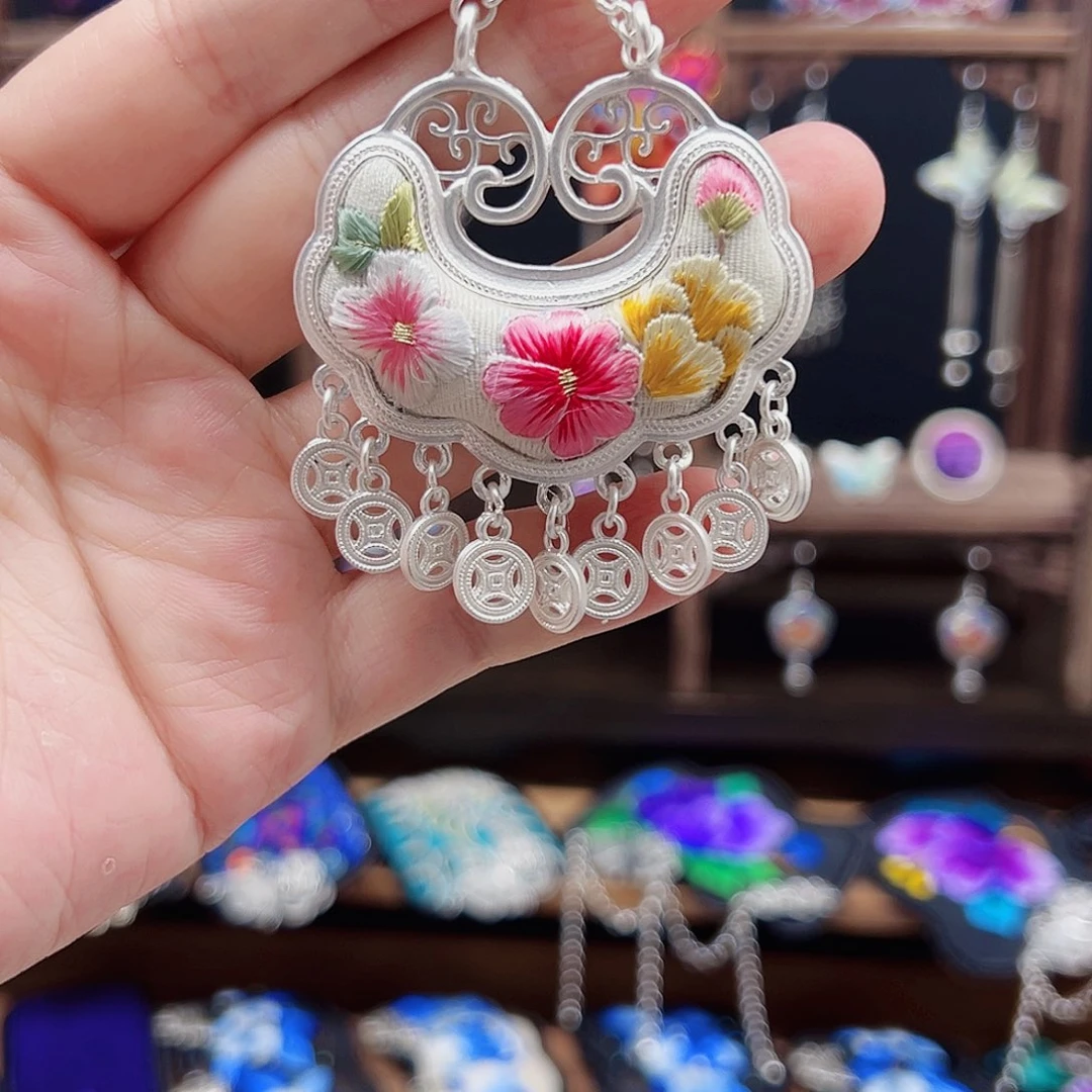织绣手工刺绣工艺品