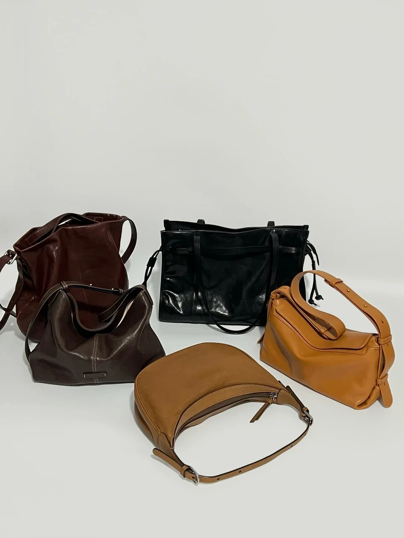 按编码拍下B01-B05时尚中桶包