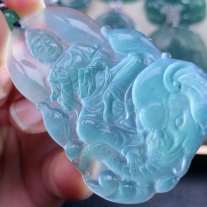 【闪购商品】翡翠颈饰未镶嵌天然翡翠