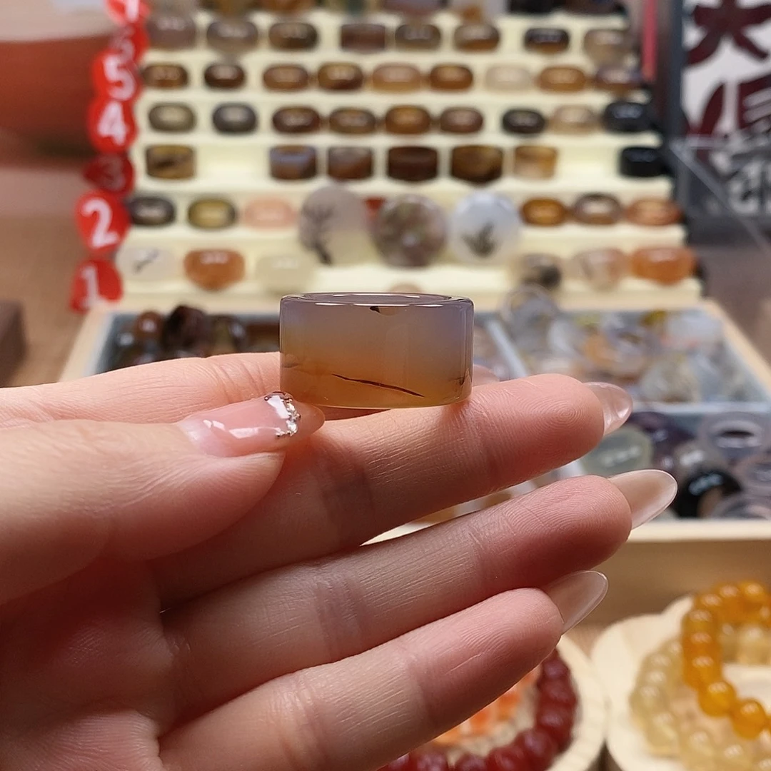 澄***澄玛瑙/玉髓未镶嵌戒指