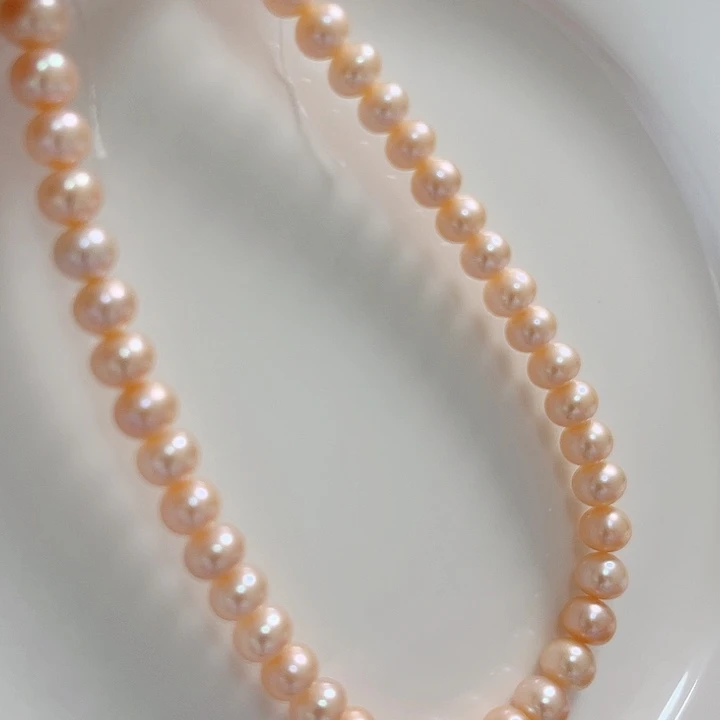 淡水珍珠9左右中国红皮光干净未镶嵌