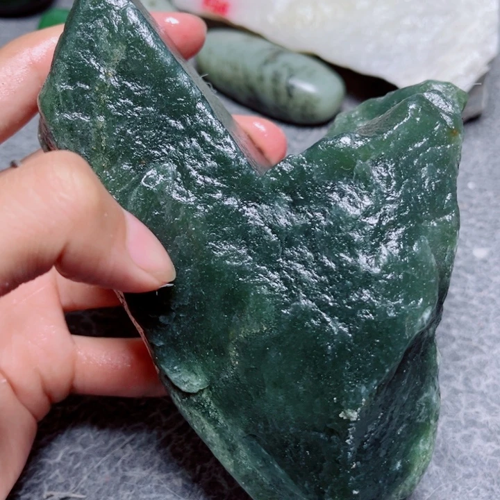 未镶嵌和田玉珠宝奇石