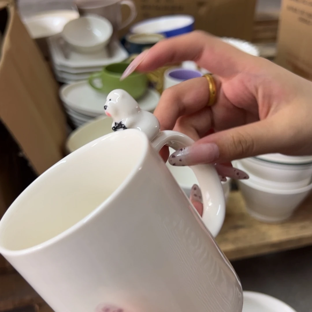 新骨瓷046微瑕外贸微瑕小白狗 熊 直口马克杯