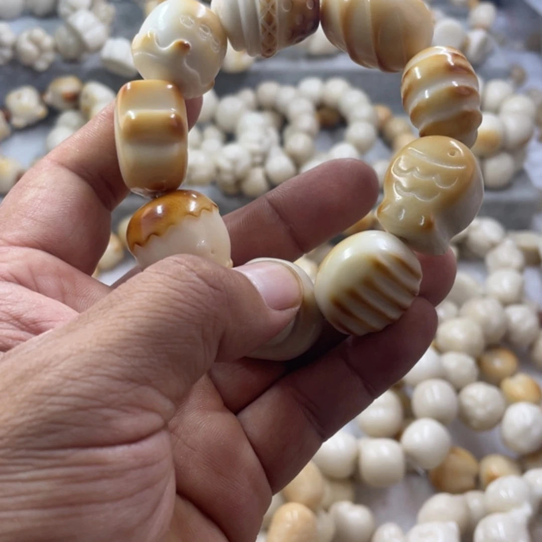 小***噜吊坠菩提根/象牙果微瑕象牙果食物组合八颗