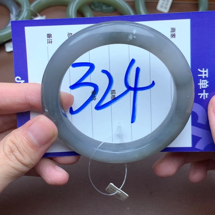 和田玉手镯未镶嵌62