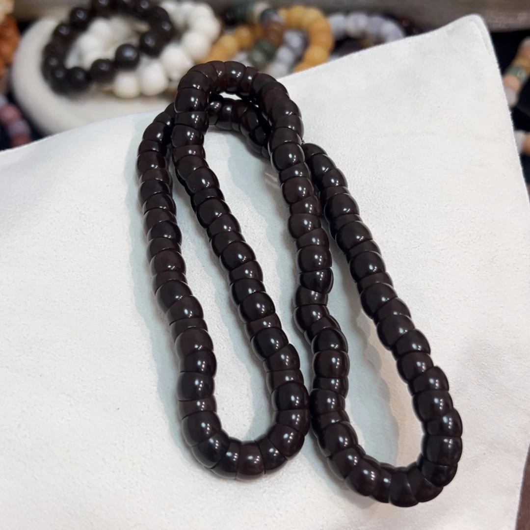 吊坠菩提根/象牙果黑小肠10微瑕