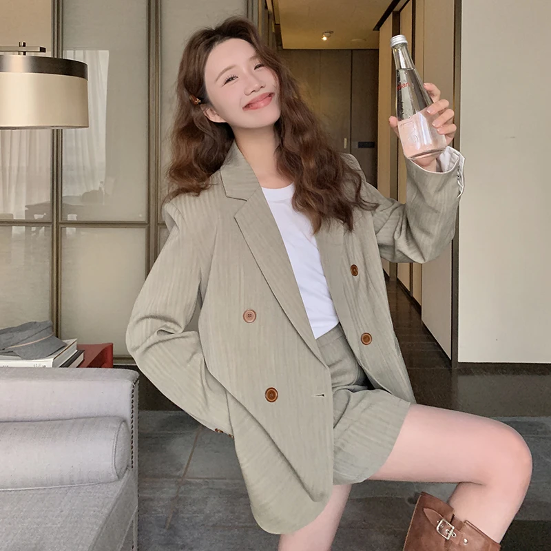 盐系穿搭一整套条纹西装套装裙女2025春秋休闲西服显瘦短裙两件套