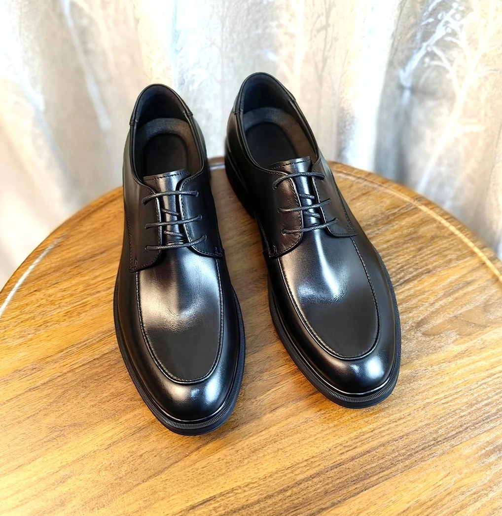 男士正装商务皮鞋真皮系带德比鞋秋季透气软底时尚百搭英伦休闲鞋