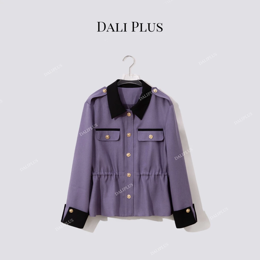 DALI PLUS“紫黑风衣”撞色翻领高质感金扣收腰短外套-D5SS7194