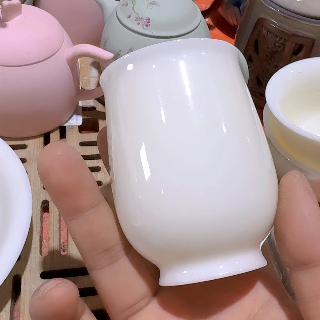 瑕疵茶具。介意勿拍