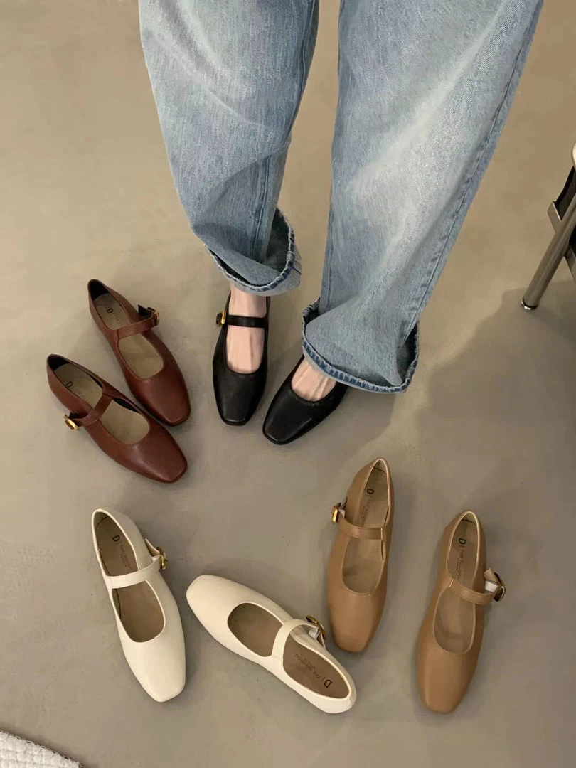 D 6929-11 平底韩版单鞋女鞋2025春夏新款软底小皮鞋一字带方头