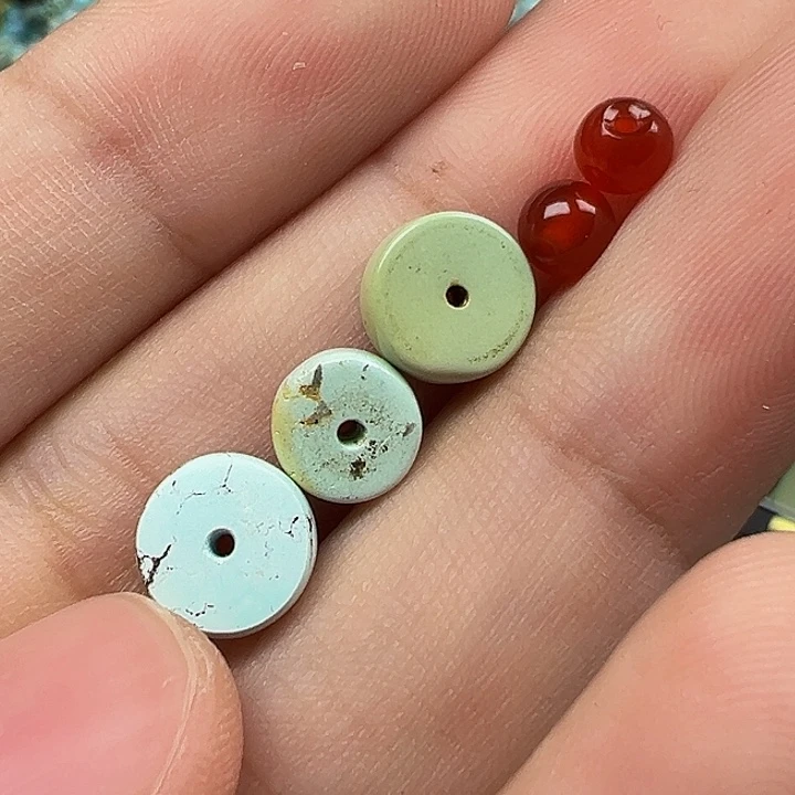 南红玛瑙未镶嵌配饰瑕疵