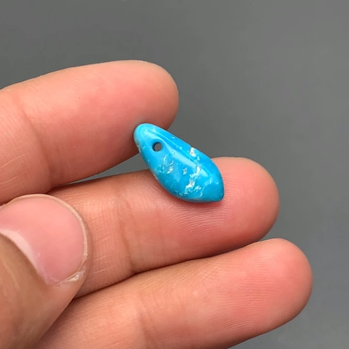 绿松石颈饰未镶嵌